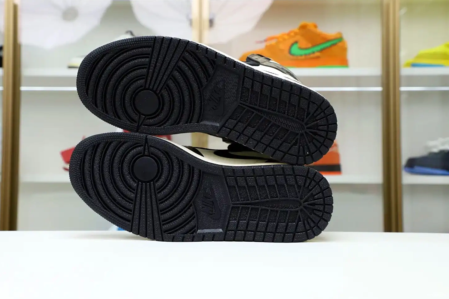 HIGH MOCHA' 'DARK RETRO Kimikick AIR JORDAN OG 1 0812
